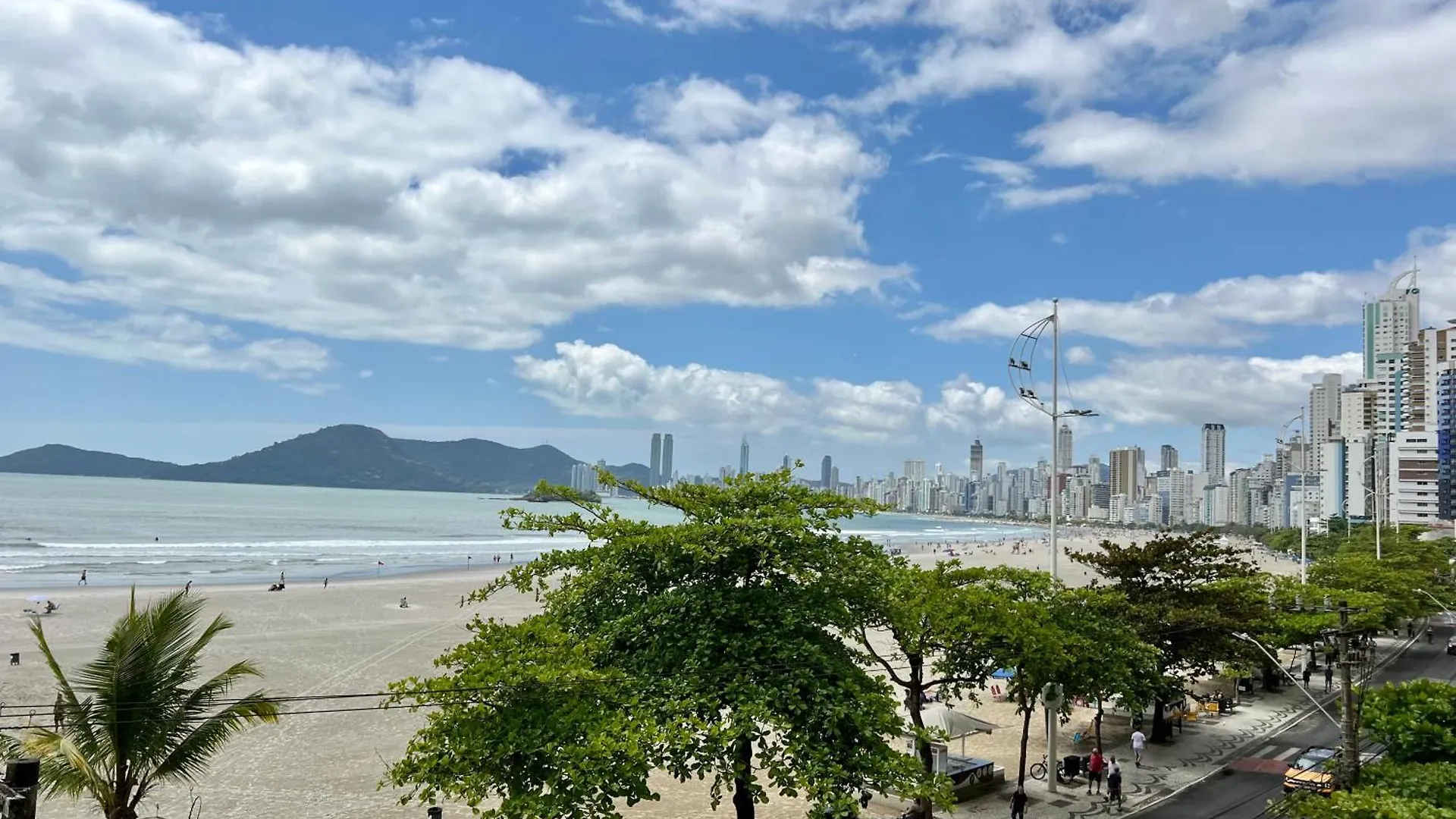 Oka Ap 3 Quartos E Boas Energias Balneário Camboriú 公寓